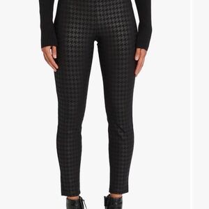 Sanctuary Black Houndstooth Ponte Ankle Pants